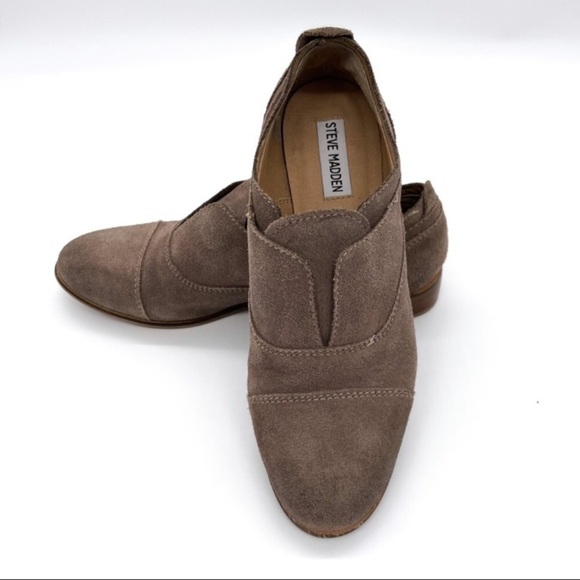 STEVE MADDEN “Catt” Suede Slip On Oxford - Picture 2 of 13
